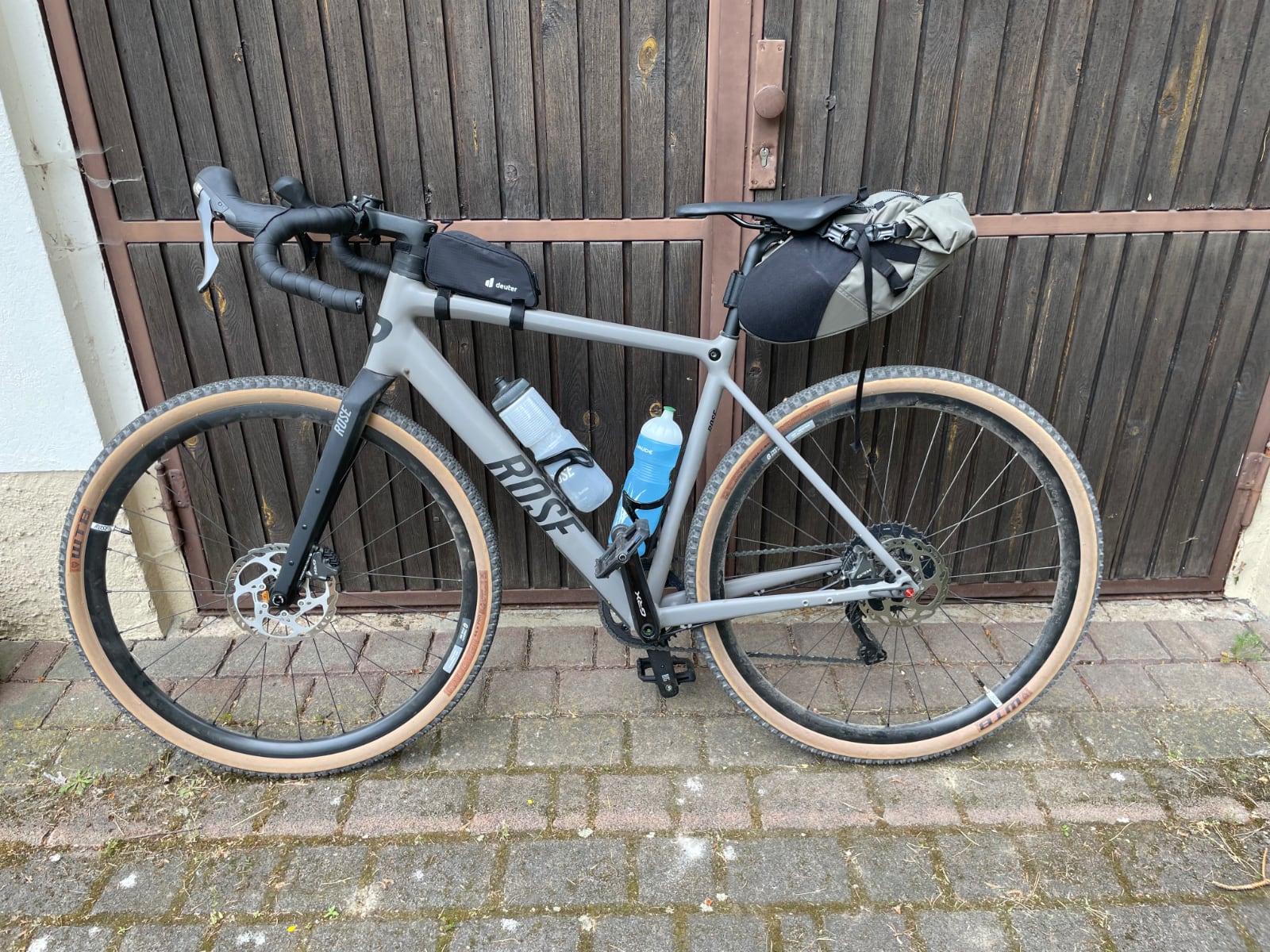 Gravel Bike